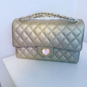 Quilted Gold Shoulder Bag w/ Chain Strap & Gold Accents